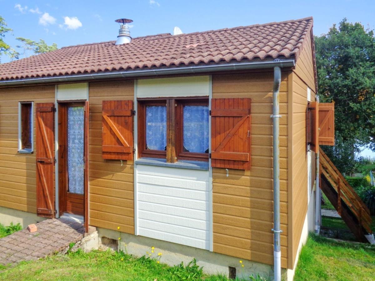 Chalet de 3 chambres avec vue sur le lac piscine partagee et jardin amenage a Saint Gerons a 1 km de la plage Extérieur photo