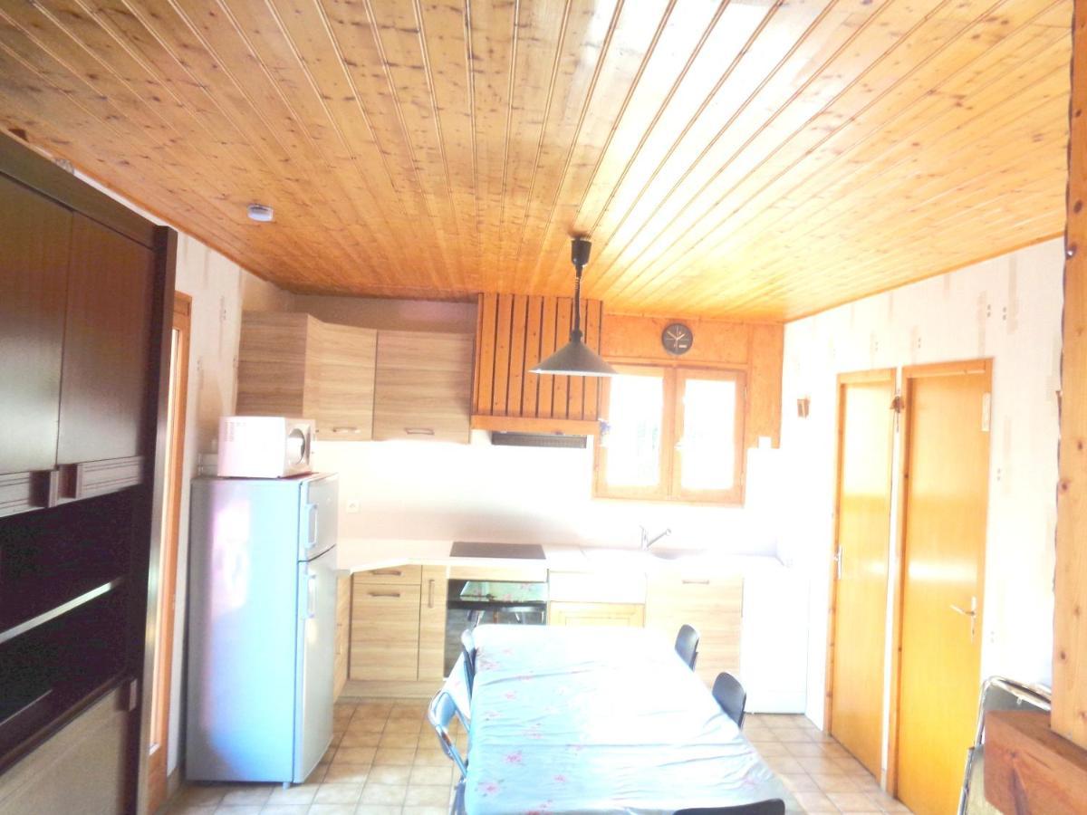 Chalet de 3 chambres avec vue sur le lac piscine partagee et jardin amenage a Saint Gerons a 1 km de la plage Extérieur photo